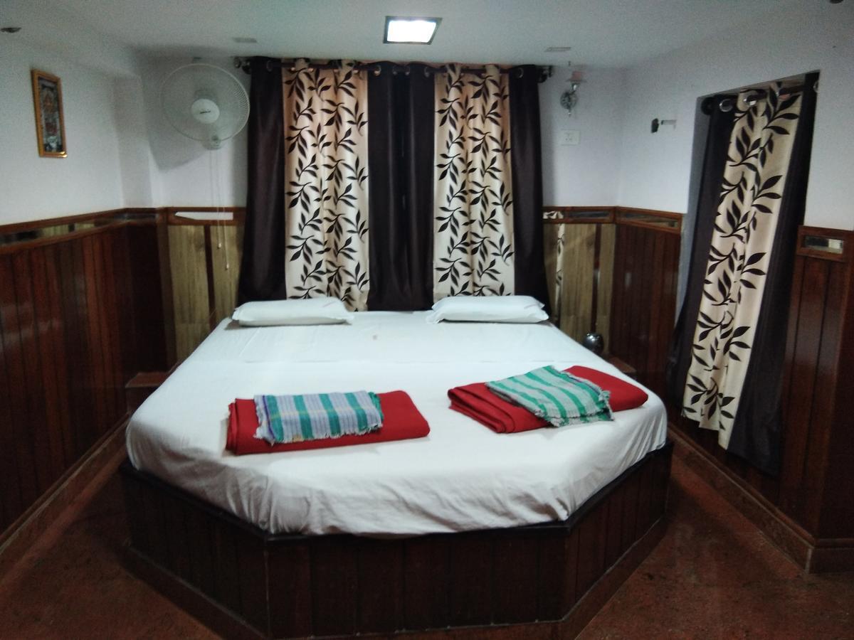 Hotel Sanman Lodge Simoga Kültér fotó