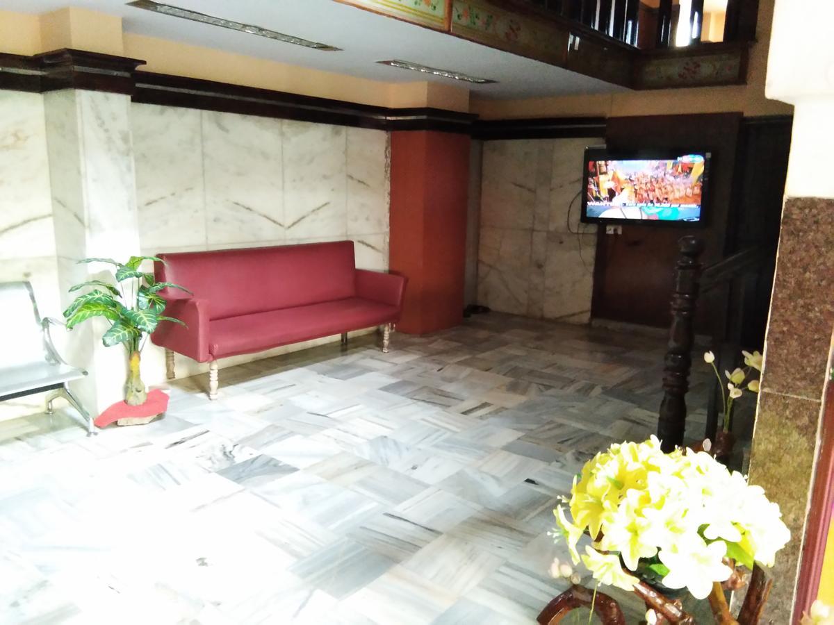 Hotel Sanman Lodge Simoga Kültér fotó